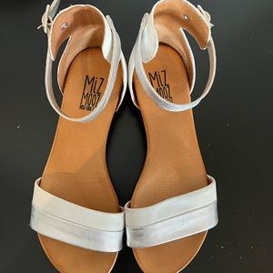 Miz Mooz silver and white sandal. Size 7.5